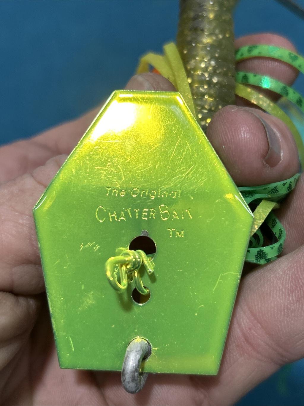 Large Original Chatterbait Green Yellow And Gold Fishing Lure - Image 5