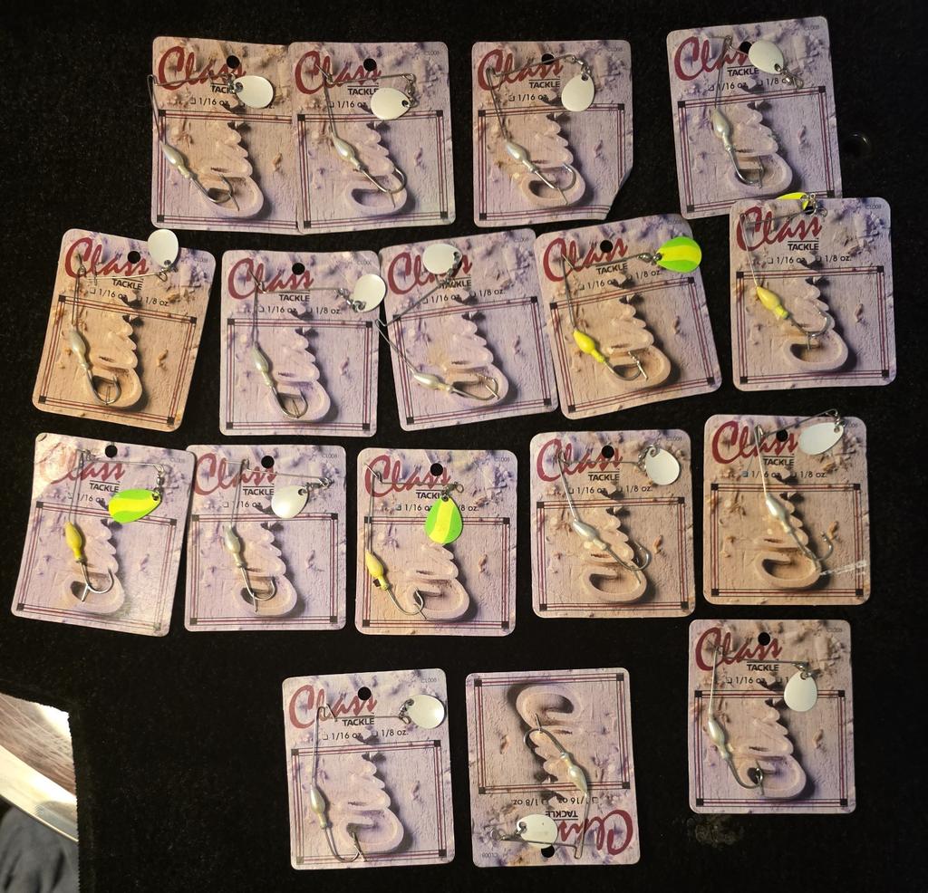  17 Packs Lures Tackle Fishing Accessories Vintage Class Brand - Image 1