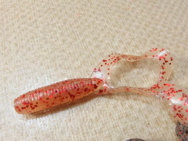 Gary Yamamoto 4 Inch Glove Double Tail 7 Pieces Assorted 35925 - Image 6