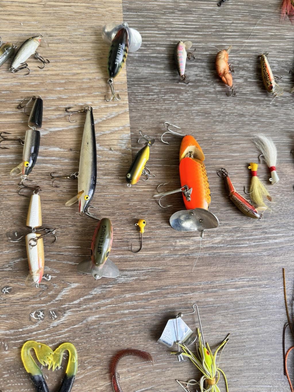 VINTAGE fishing Lure lot of 60 Plus+ Tackle Box+ Fishing Accessories - Image 20