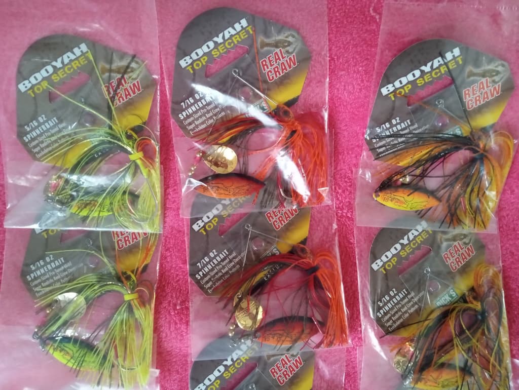 booyah spinnerbait lot of 24 lures  - Image 2