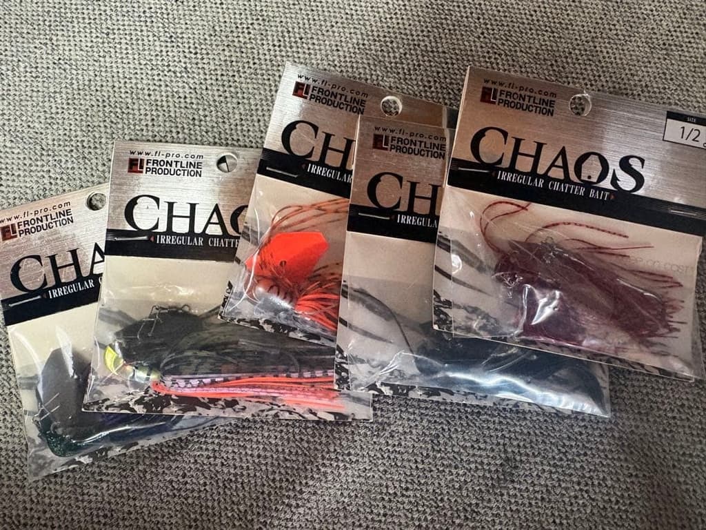 CHAOS Chatterbait 17 piece set 3/8oz 1/2oz - Image 3