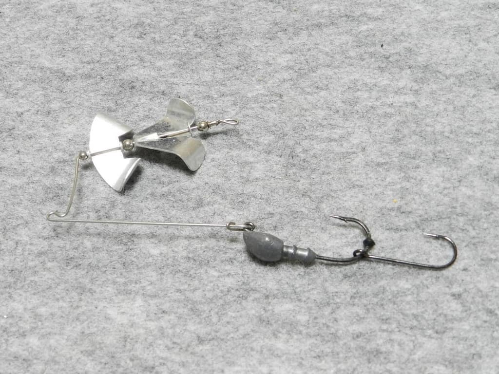 Unknown Buzzbait 2-Blade Double Twin - Image 1