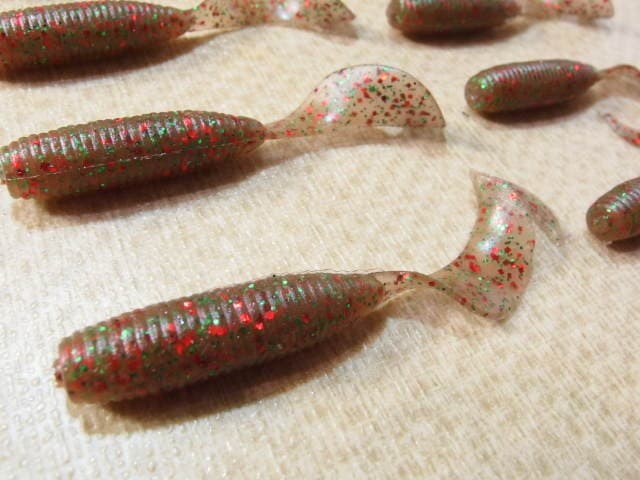 Gary Yamamoto 4 Inch Glove 8 Pieces 35907 - Image 2