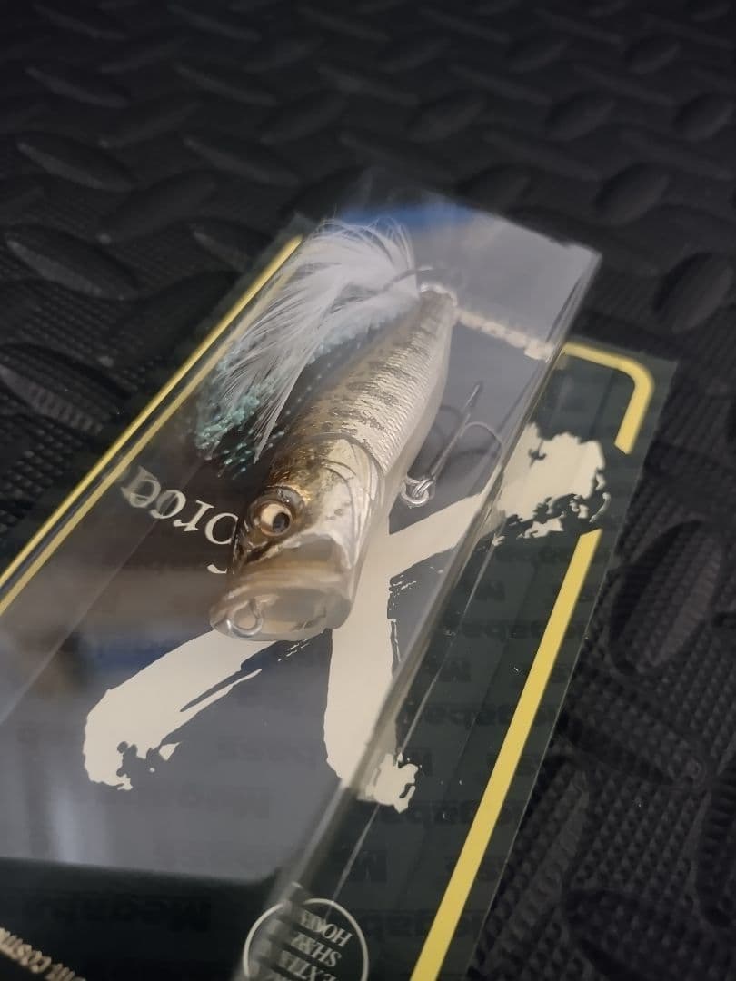 Megabass POP-X trad small mouth bass - Image 1