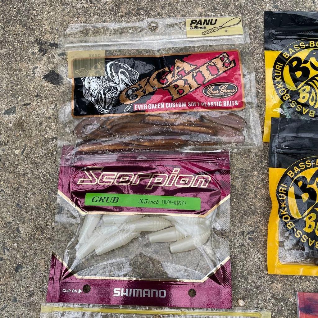 Gary Yamamoto and other worm setApproximately \10,000 total - Image 5