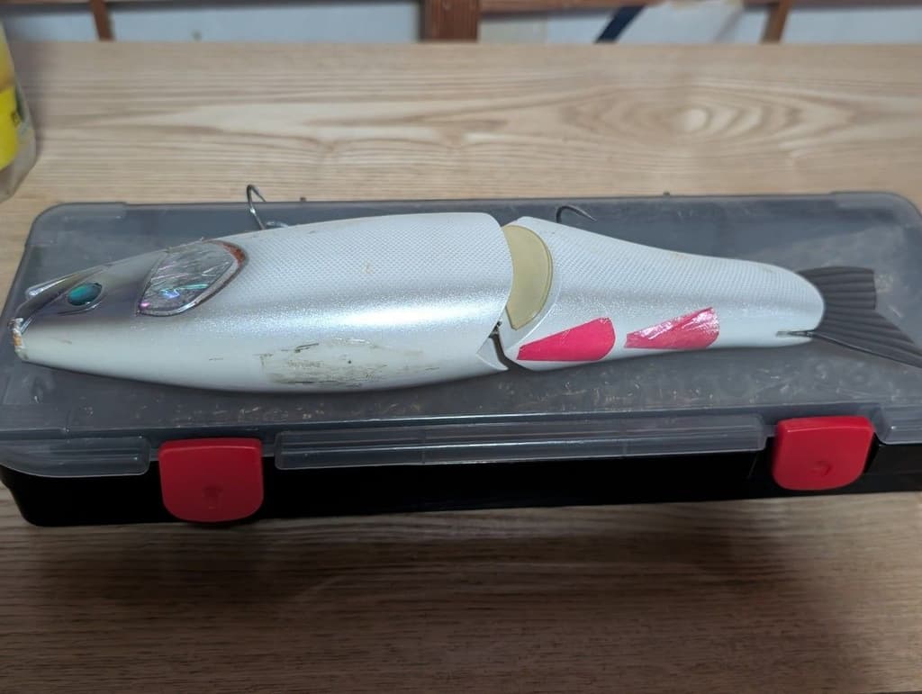 Roman Made MOTHER 300 Swimbait for Freshwater & Saltwater Fishing Fish Lure - Image 3