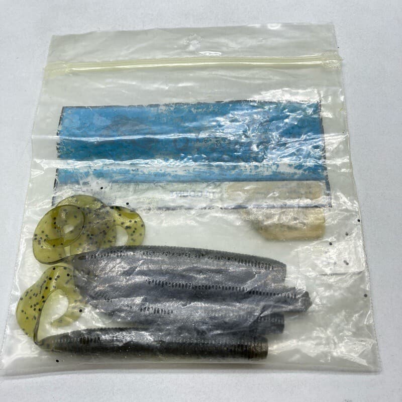 818342 Gary Yamamoto Stretch 40 Slender Gloves 4 Pieces 194 Watermelon Pepper Co - Image 3