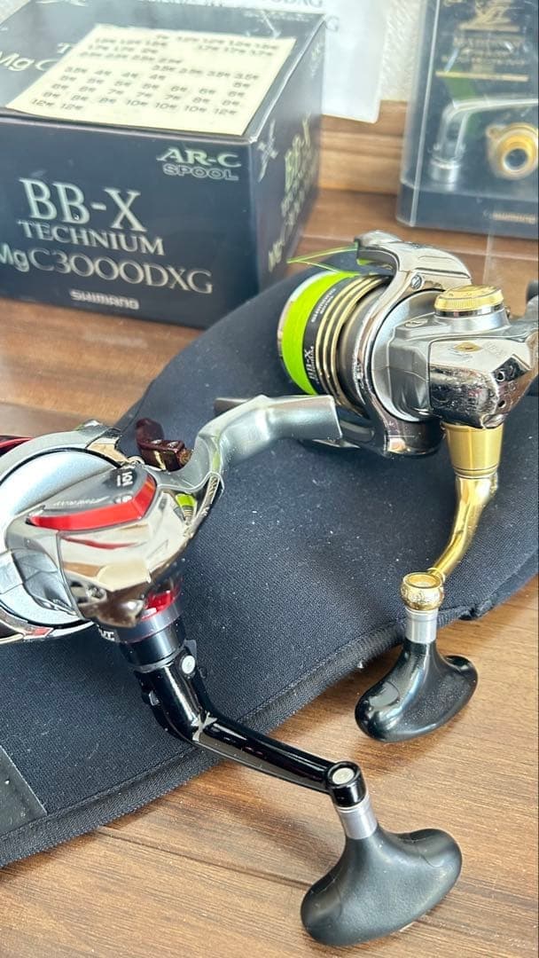 Shimano 2-Piece Technium 15BB-X C3000DXG Right Handle Used Without Charger - Image 5