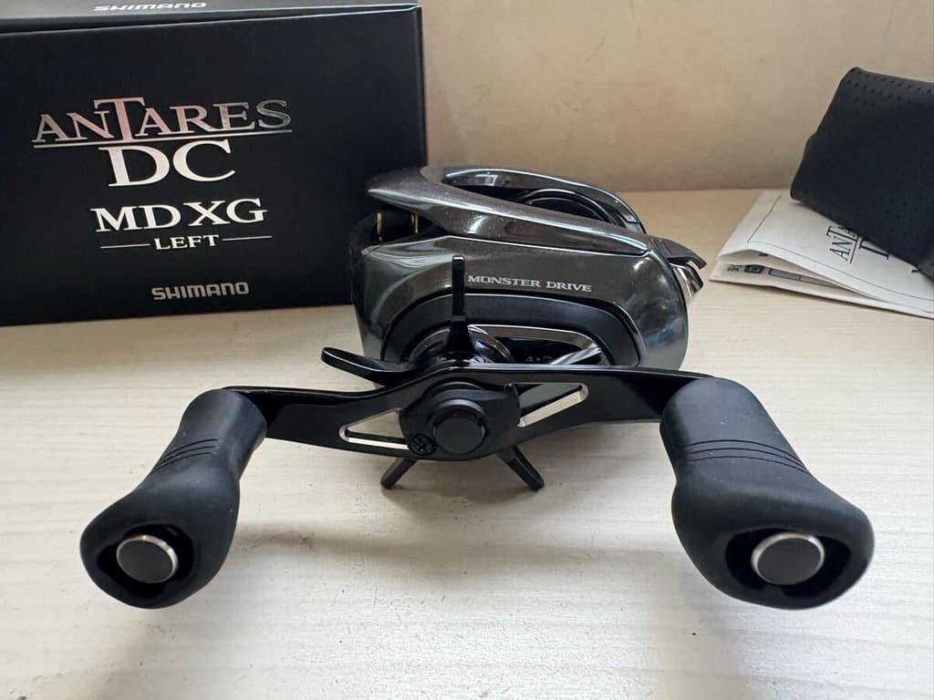 Shimano 18 Antares DC MD XG Right Hand Baitcasting Reel Made in Japan - Image 5