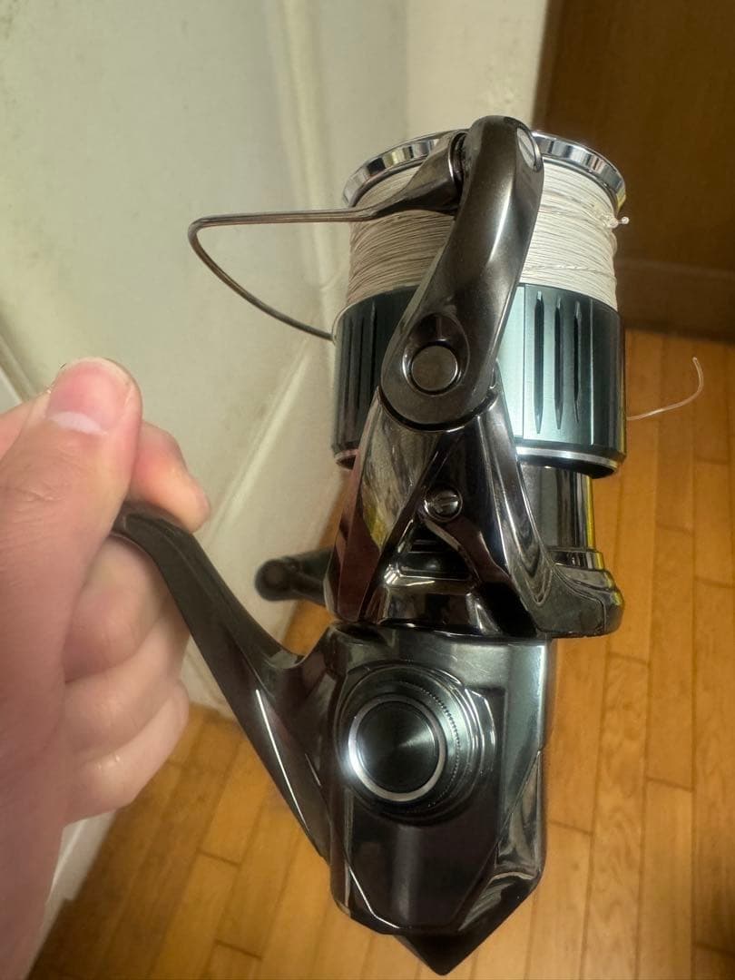 Shimano Stella 4000XG Spinning Reel Excellent Condition Light Use - Image 10