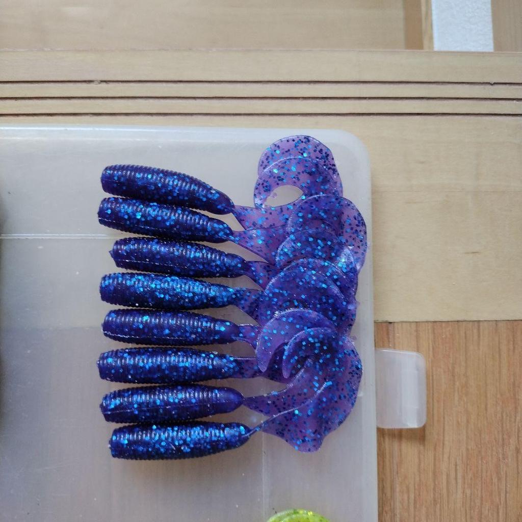 Gary Yamamoto 5 Inch   Grab 4 - Image 3