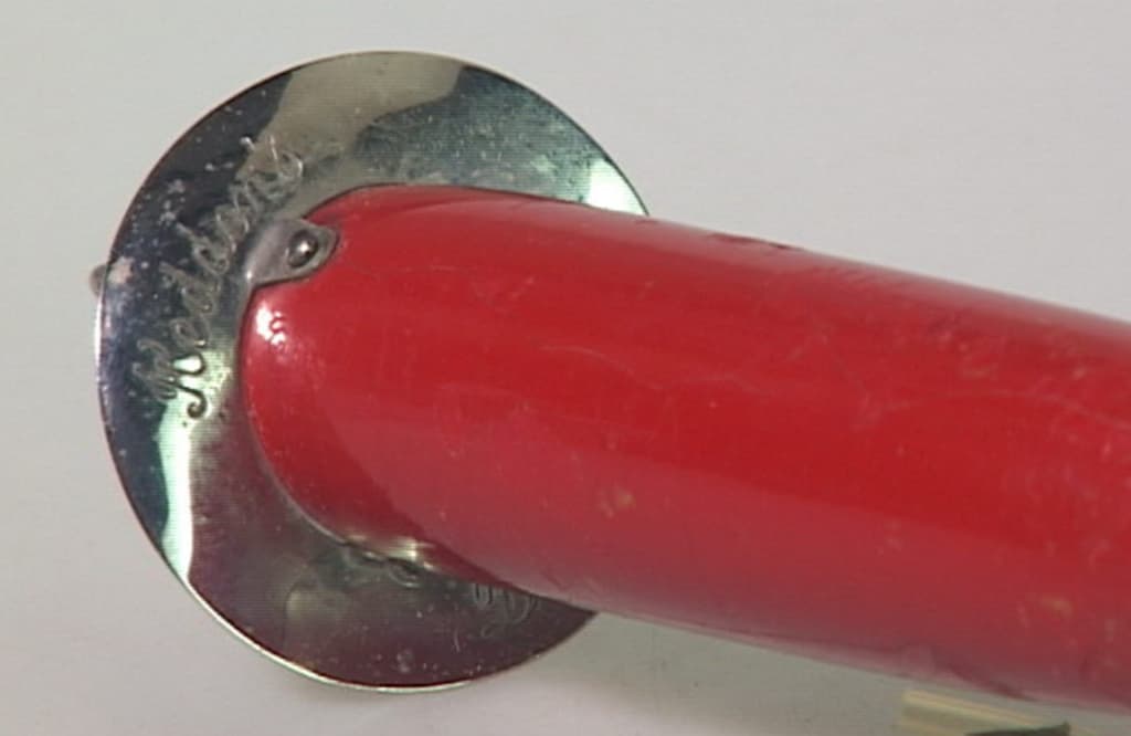 Heddon Wood 200 Surface Lure Red Bass Fishing Lure - Image 3