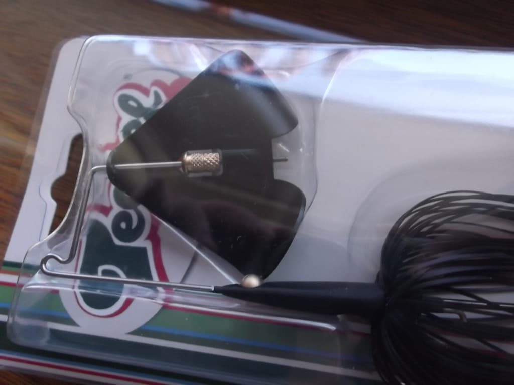 Teckel Maxqueaker Squeaky Buzzbait 1/2oz. 007 Solid Black Squeaky Dolphin - Image 5