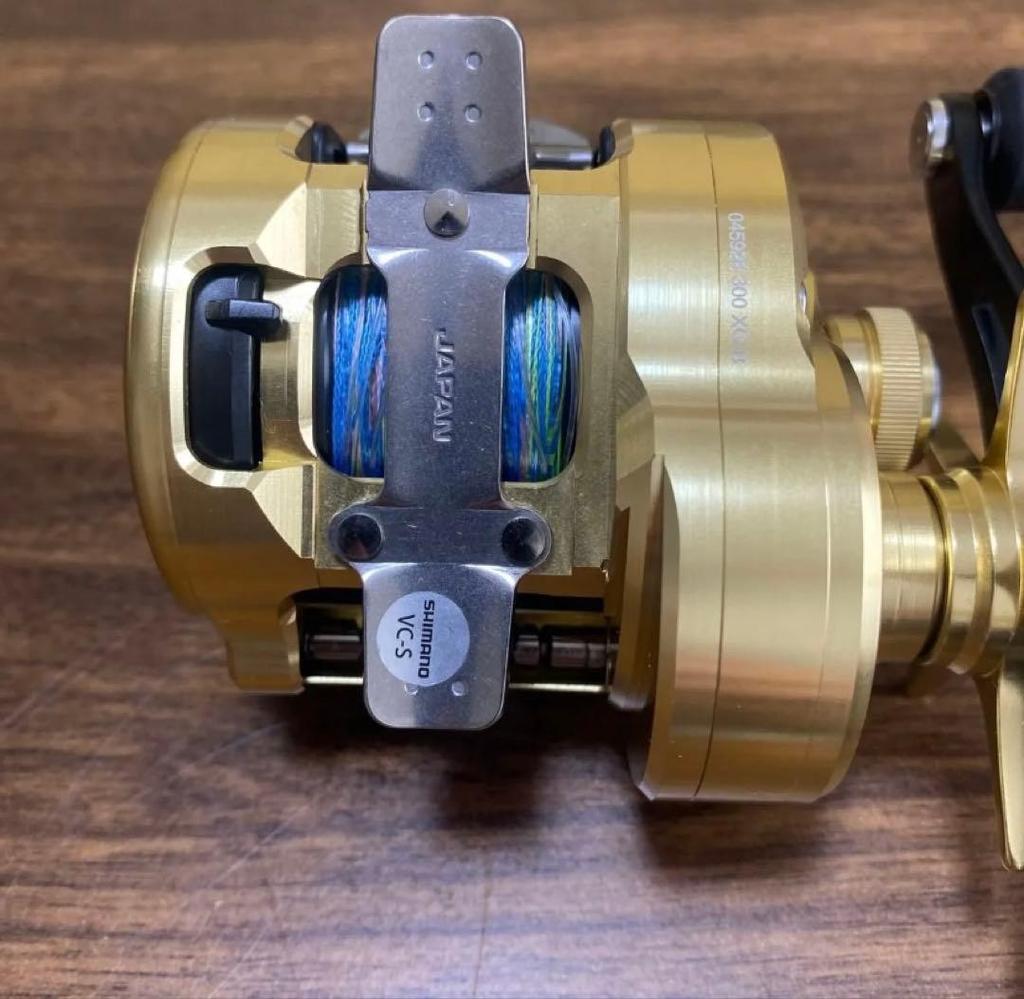 Shimano Calcutta Conquest MD 300g Baitcasting Reel Used with Handle, PE3 200m - Image 6