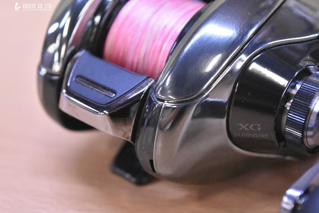 Shimano 25 Antares XG Right Hand Baitcasting Reel for Bass Fishing Japan Used - Image 4