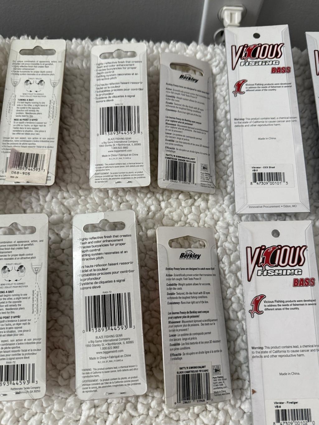 LOT OF 12 MISC FISHING LURES ORIGINAL  BOXES FRENZY BLAZE STRIKE KING & MORE - Image 7