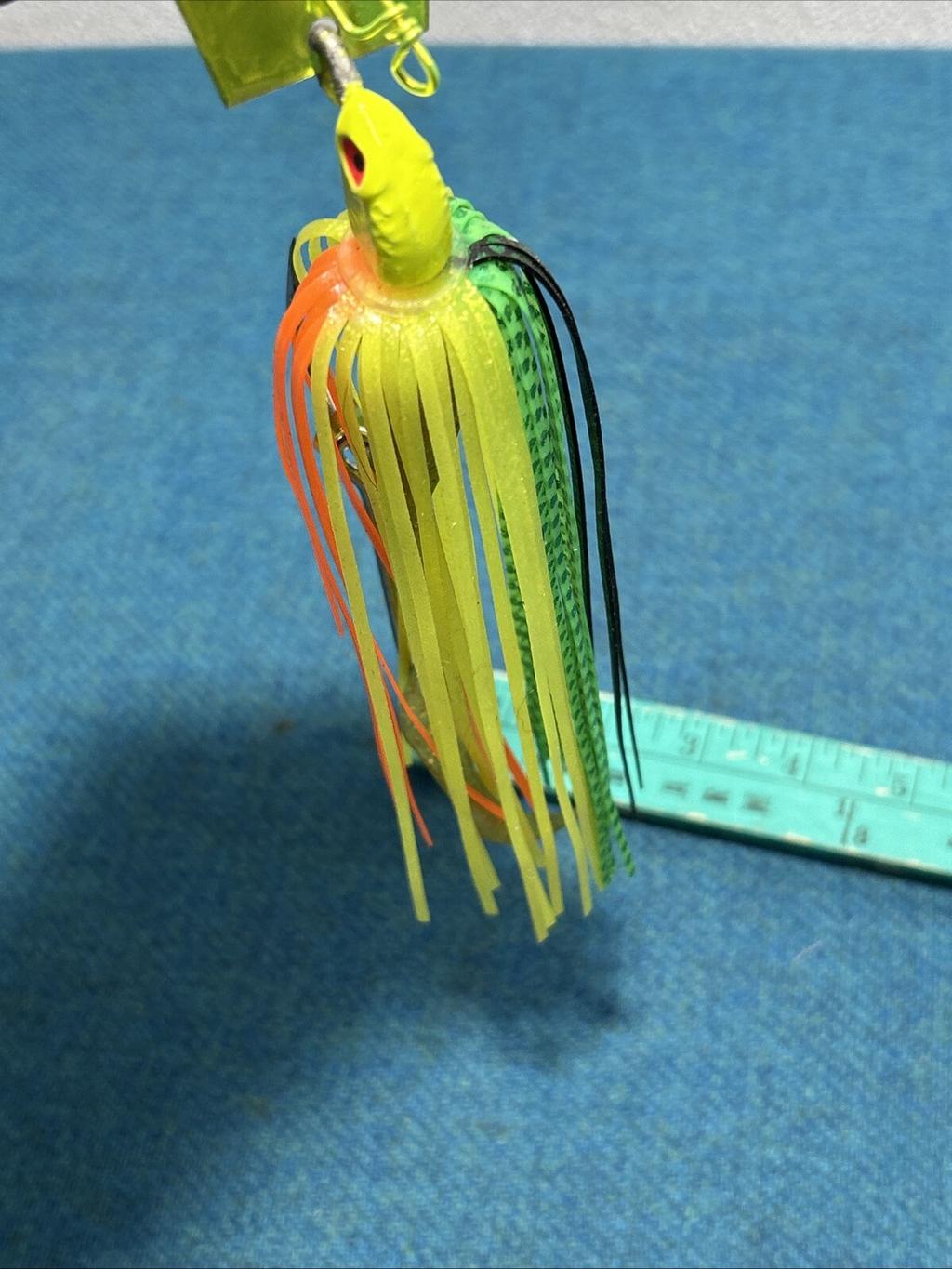 Large Original Chatterbait Green Yellow And Gold Fishing Lure - Image 9
