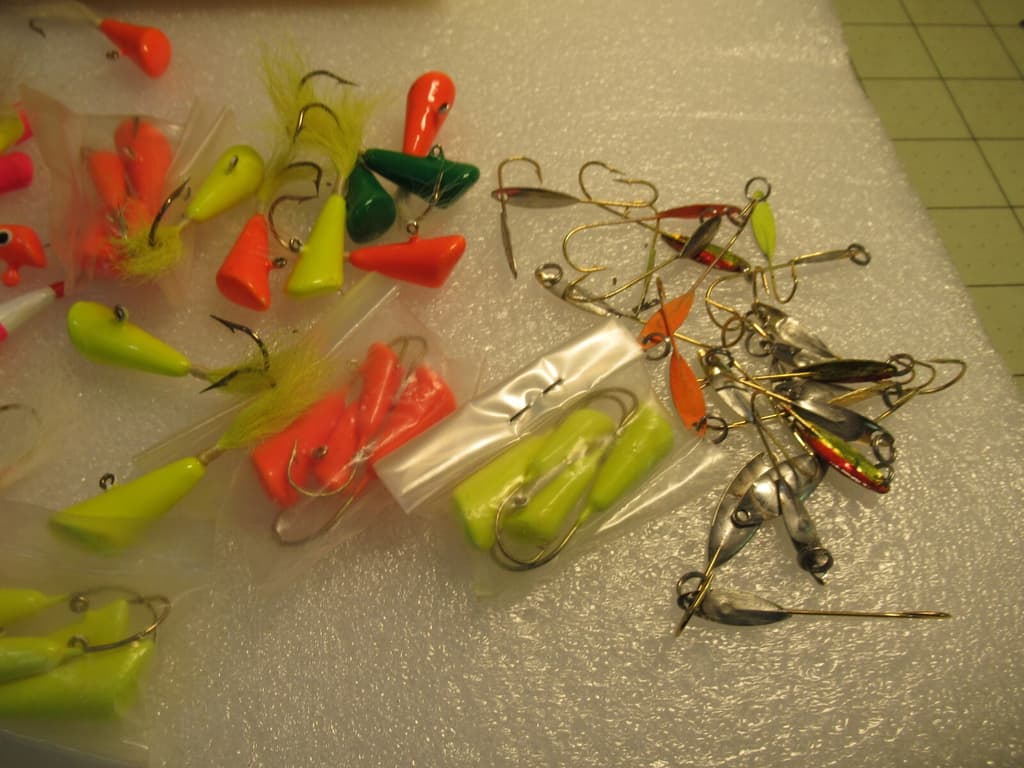 SHAD DARTS WILLOW LEAF SHAD SPOON MIX MIXED SIZES COLORS SHAD LURES 100+PCS - Image 11