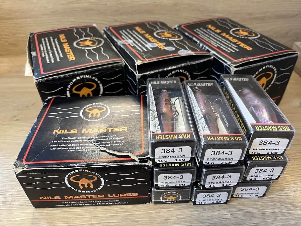 49 pcs Nils Master Spearhead+dealer box.I currently cannot ship to the USA sorry - Image 1