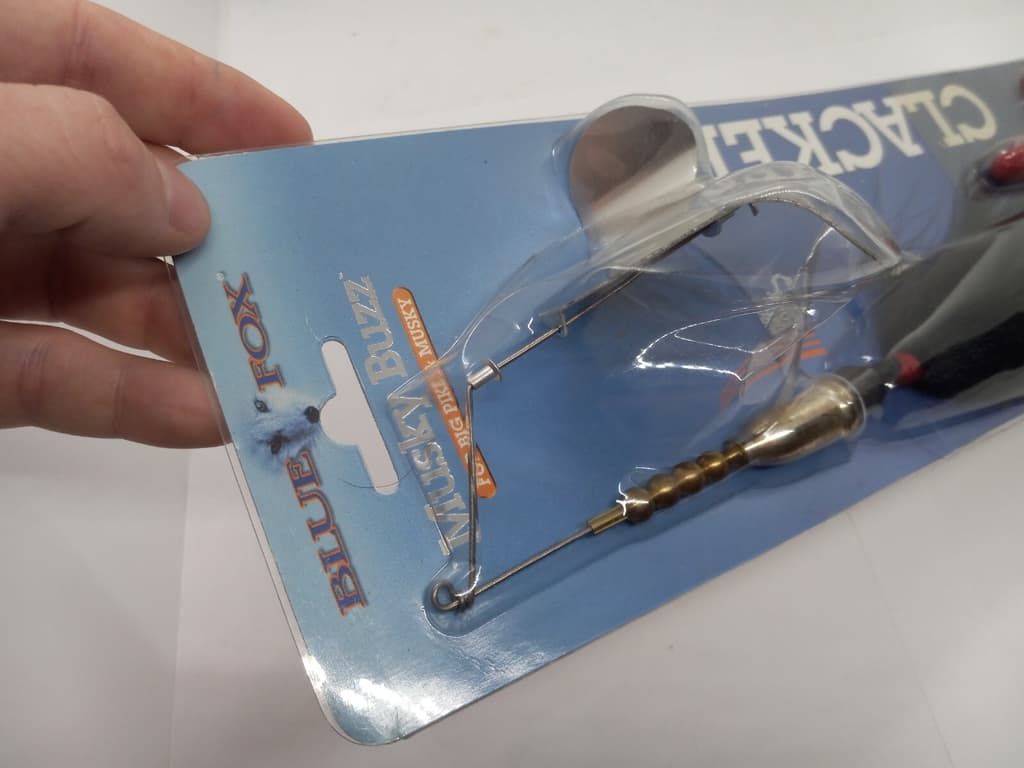 10" Blue Fox Musky Buzz Clacker Buzzbait Spinner Bucktail Musky Lure - Image 2
