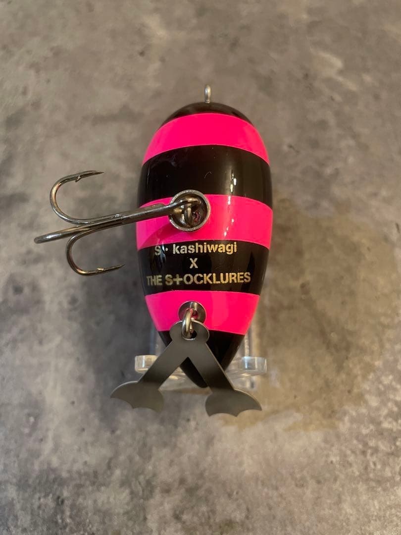 Zeal Stock Lures Mallard-kun Frog Topwater Lure Black & Pink Stripes Used - Image 5