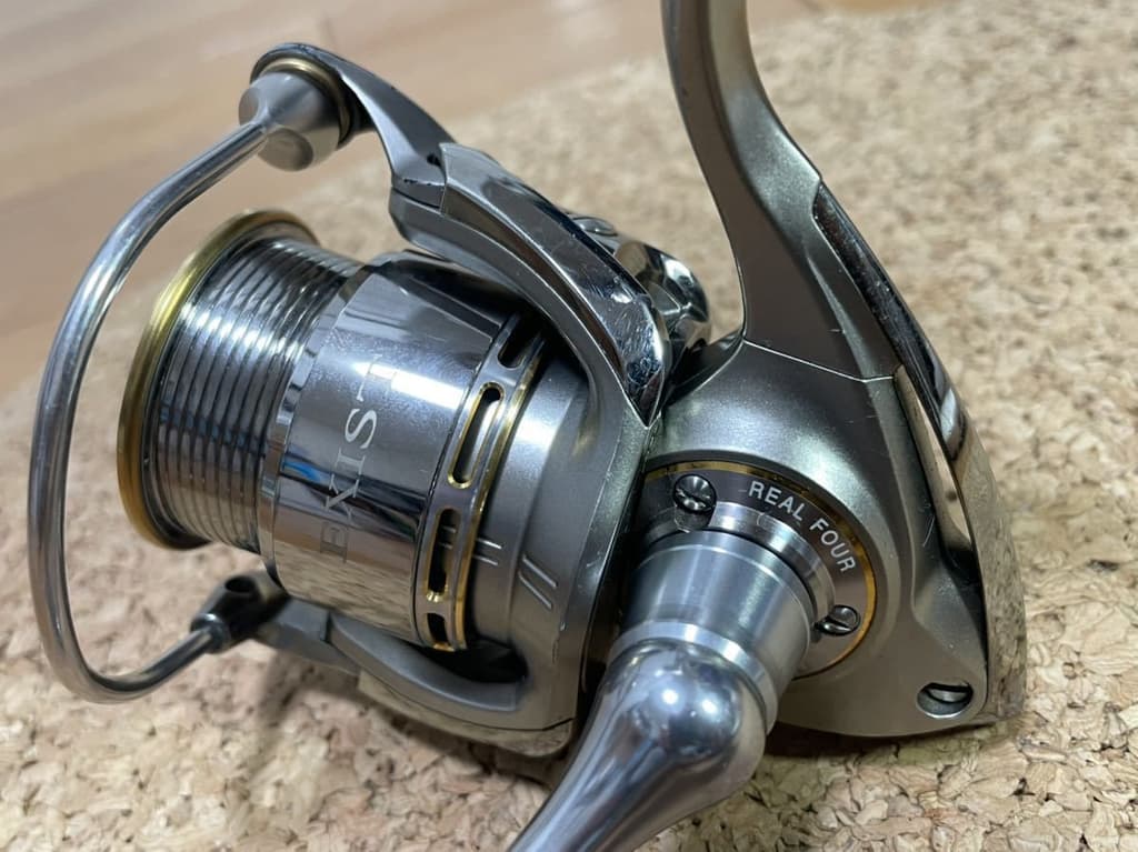 Rare DAIWA 05 EXIST 2004 Made in Japan Spinning Reel Excellent Condition Used - Image 3