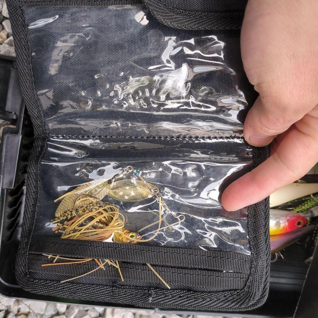 Hard fishing lure and spinnerbait set - Image 3