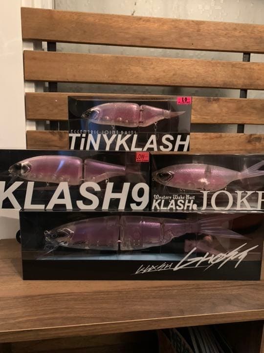 DRT ANGLERS MAYDAY DRT Color Set of 4 - Image 1