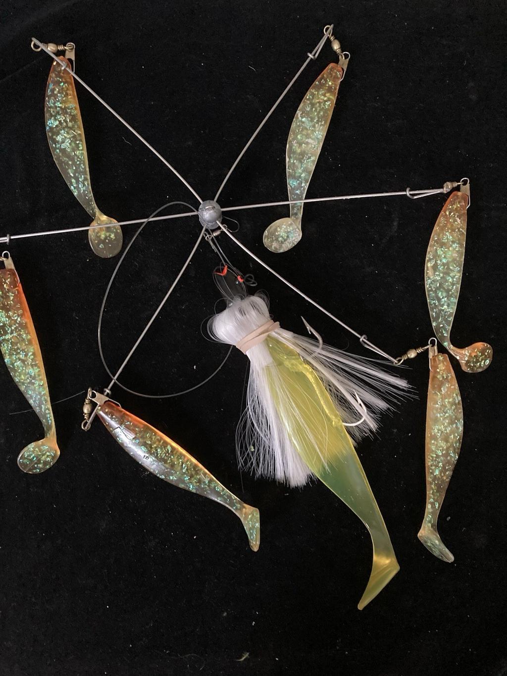 15” Umbrella Rig With Parachute Chase Bait Striper Fishing Lure - Image 1