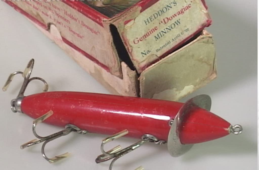 Heddon Wood 200 Surface Lure Red Bass Fishing Lure - Image 7