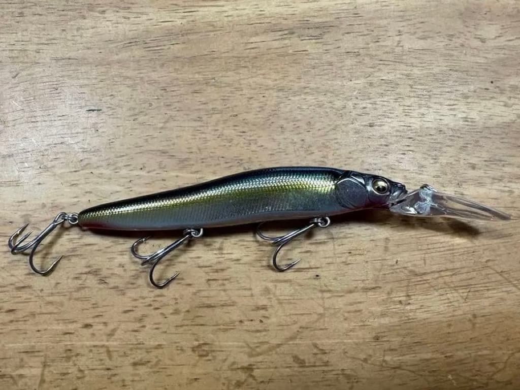 Megabass One Ten Minnow Lure 12cm Gold Hard Bait Fishing Accessories - Image 1