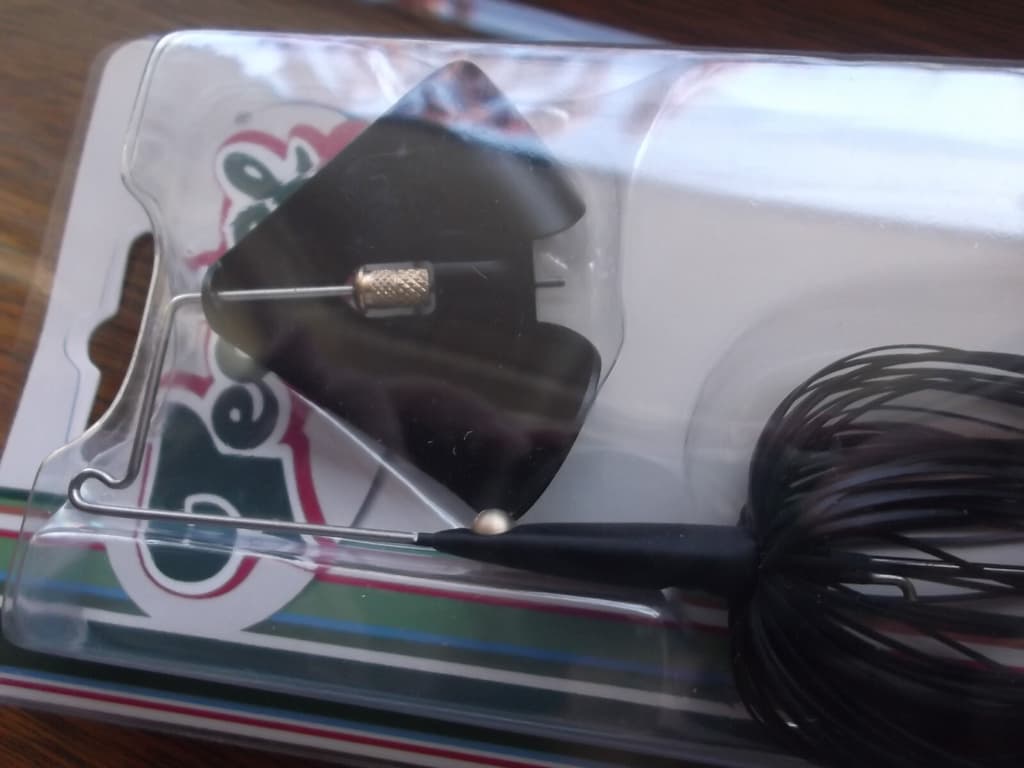 Teckel Maxqueaker Squeaky Buzzbait 1/2oz. 007 Solid Black Squeaky Dolphin - Image 2