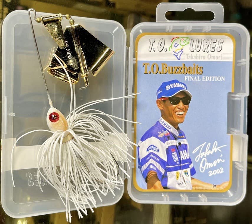2002 LUCKY CRAFT TO Buzzbait White Takahiro Omori Very Rare Clacker Hard Case - Image 1