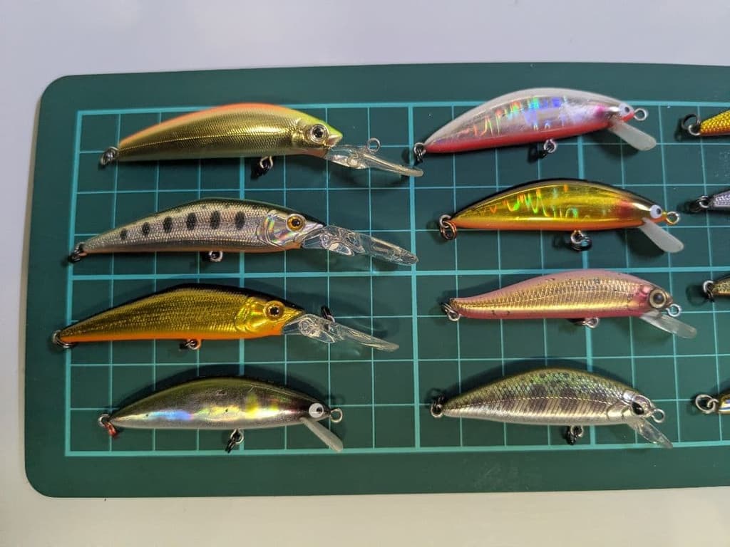 Set of 21 Stream Minnow Plugs - Image 12