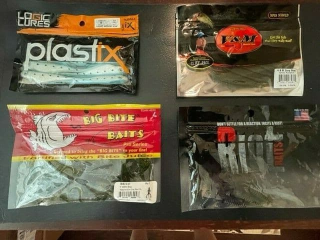 36 Packs of Soft Plastics for Bass - Variety of Brands, Colors, and Types. - Image 8