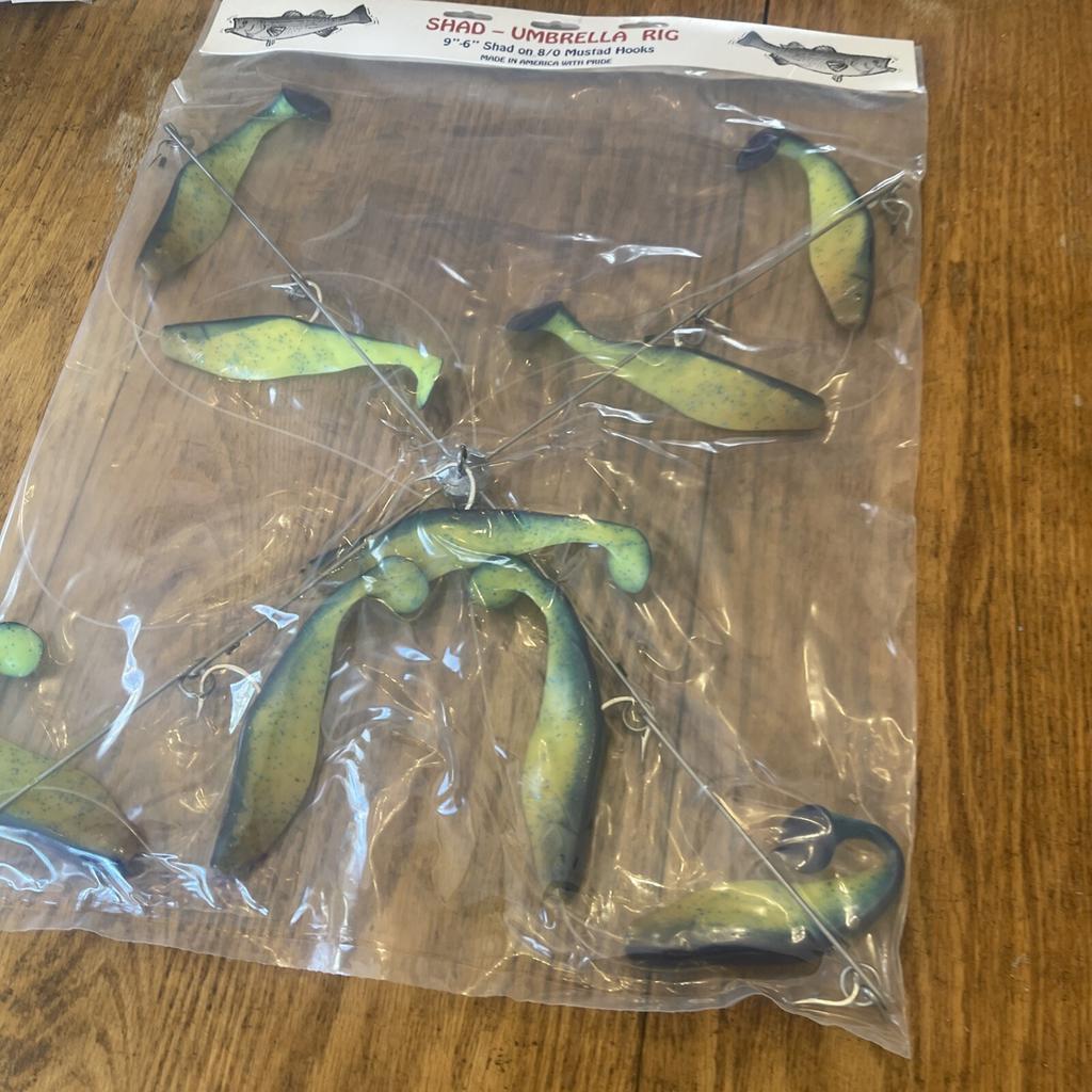 Umbrella Rig 4 Arm 11” With 6” Shad (9)  Chartr. Blue 8/0 Hook Mustad New In Pkg - Image 13