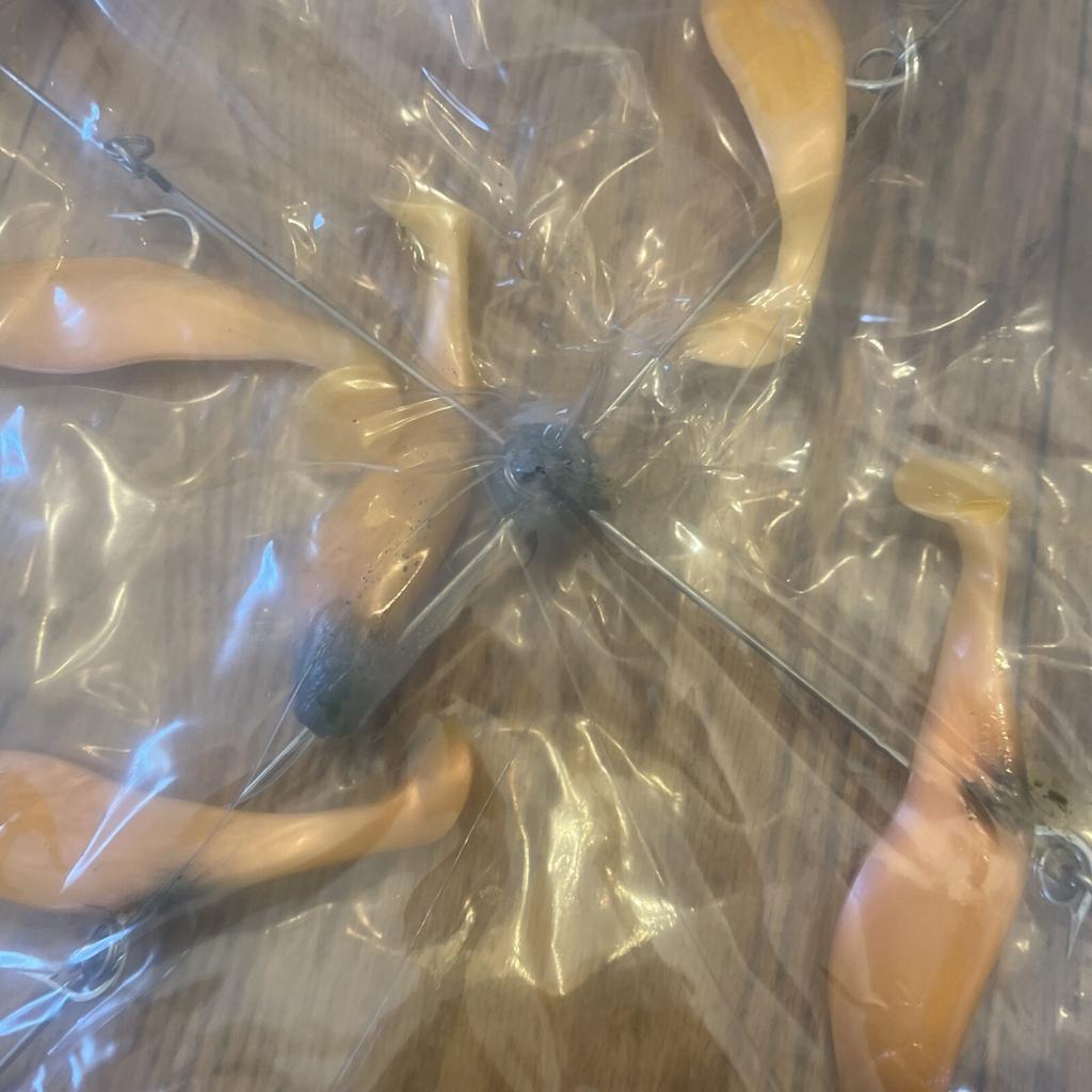 9” Umbrella Rig 4 Arm 11” With 6” Shad (9)  Pearl Black Head  8/0 Mustad New Pkg - Image 13