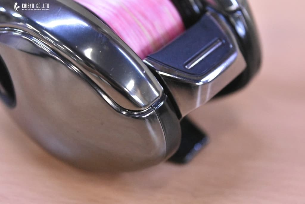 Shimano25 AntaresXG Right Handle Baitcasting Reel Made in Japan for Bass Fishing - Image 4