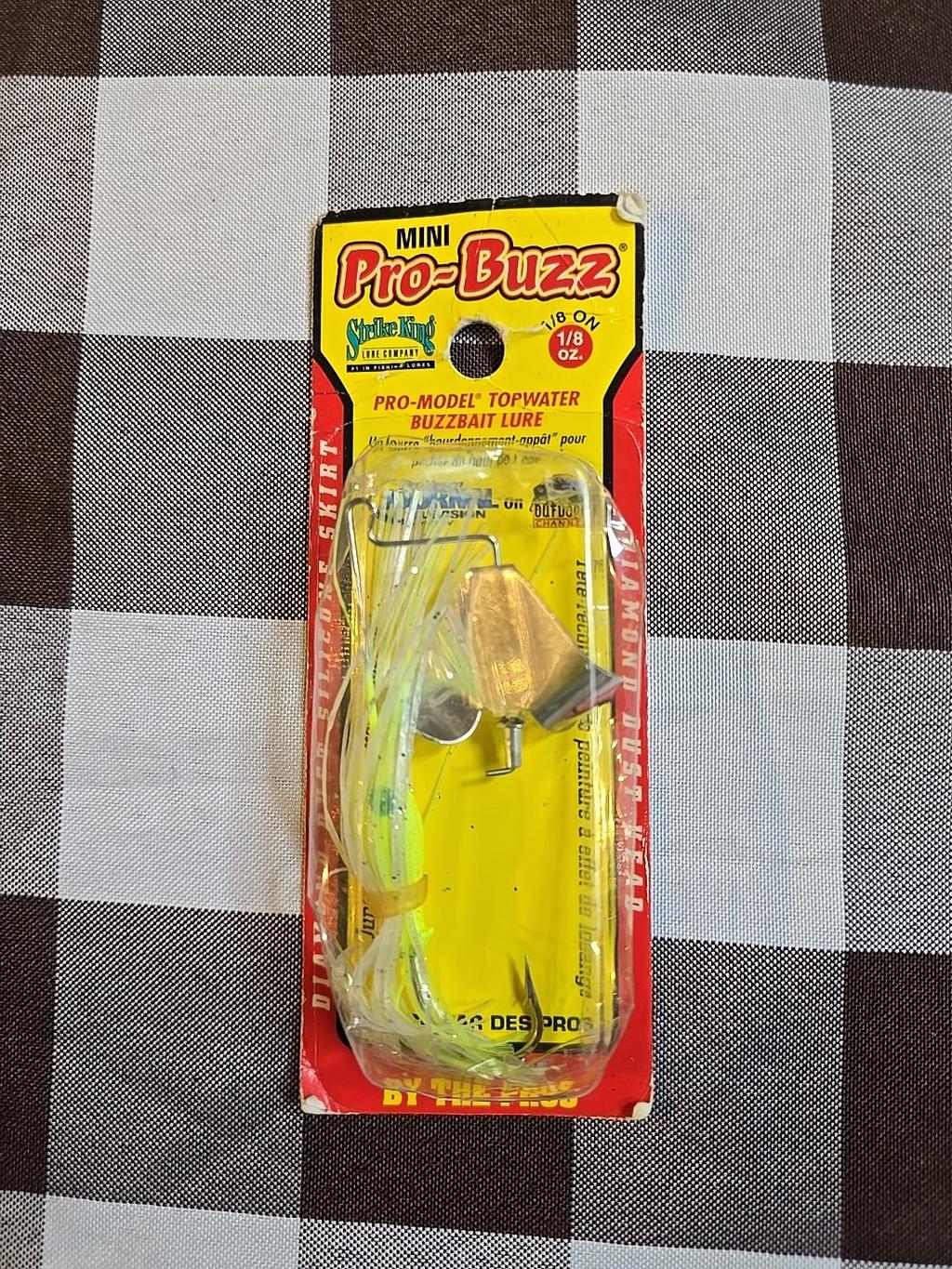 Strike King Mini Pro-Buzz Buzzbait 1/8 oz. Pond Bass Surface Lure Chartreuse - Image 1