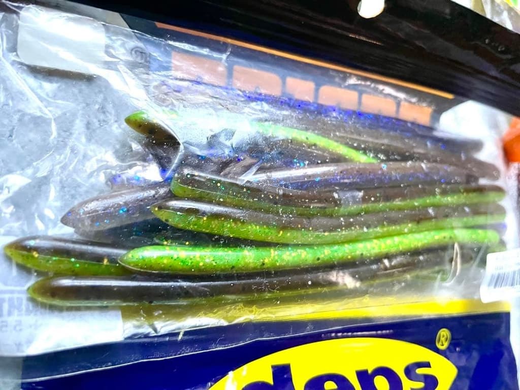 Huge Set of Gary Raid G-Crack Worms with Keeper Japan Fishing Accessories - Image 9