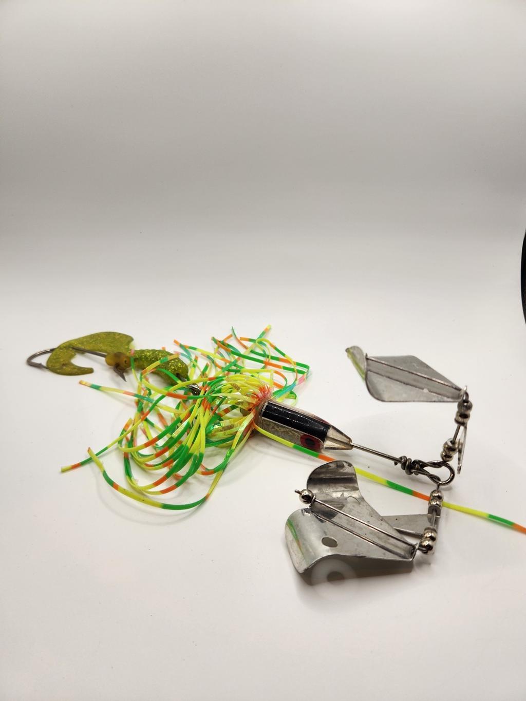 Fishing Muskie Musky Topwater Lure - Buzzbait Fishing Lure - Image 1