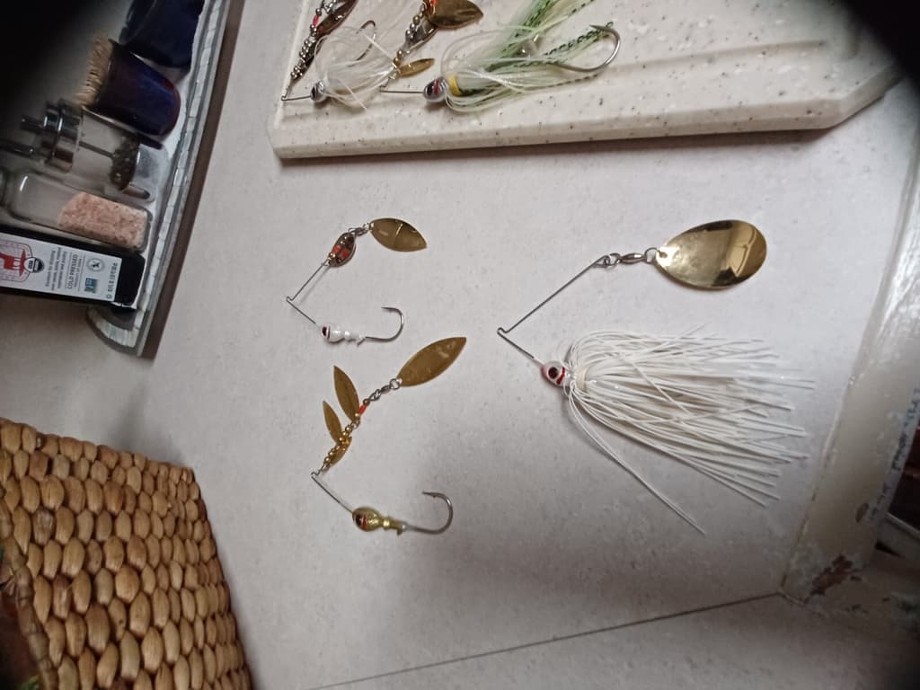18 Booyah Fishing Spinnerbaits - Image 3