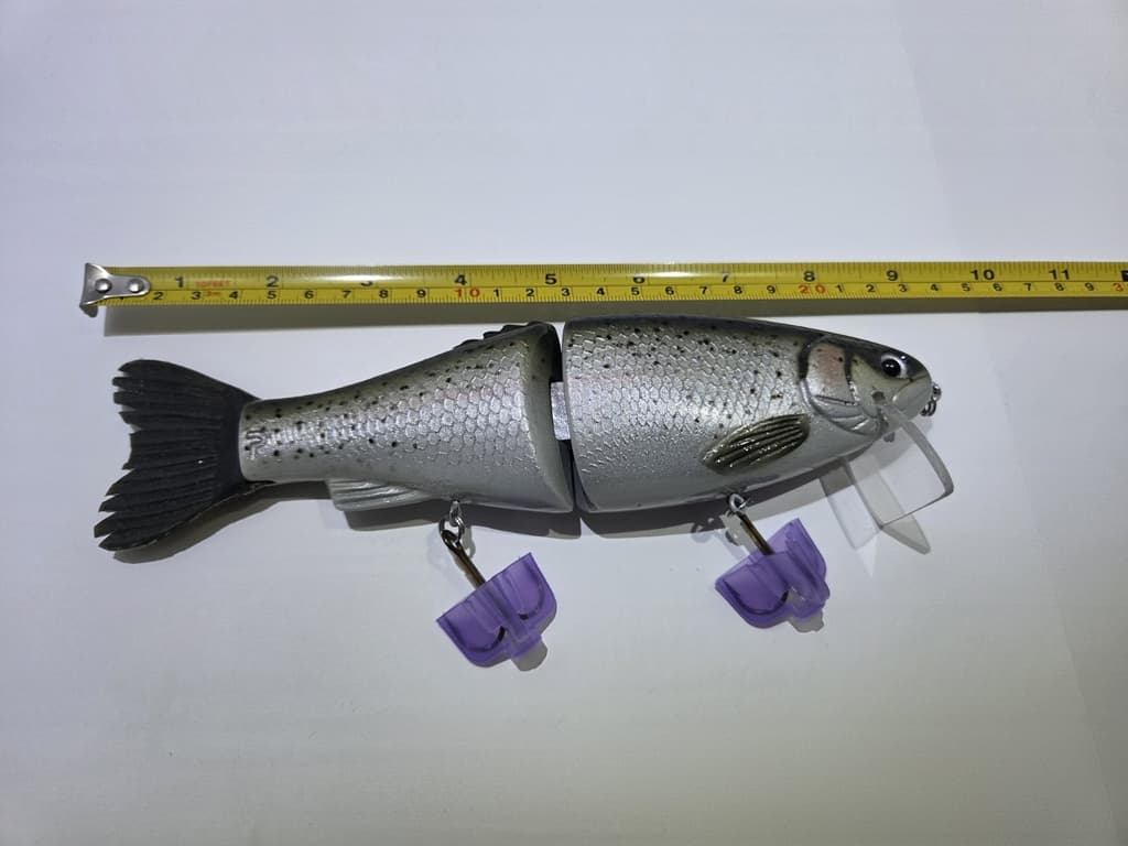 Pizz Trout Wake Swimbait 9" Lure - Image 1