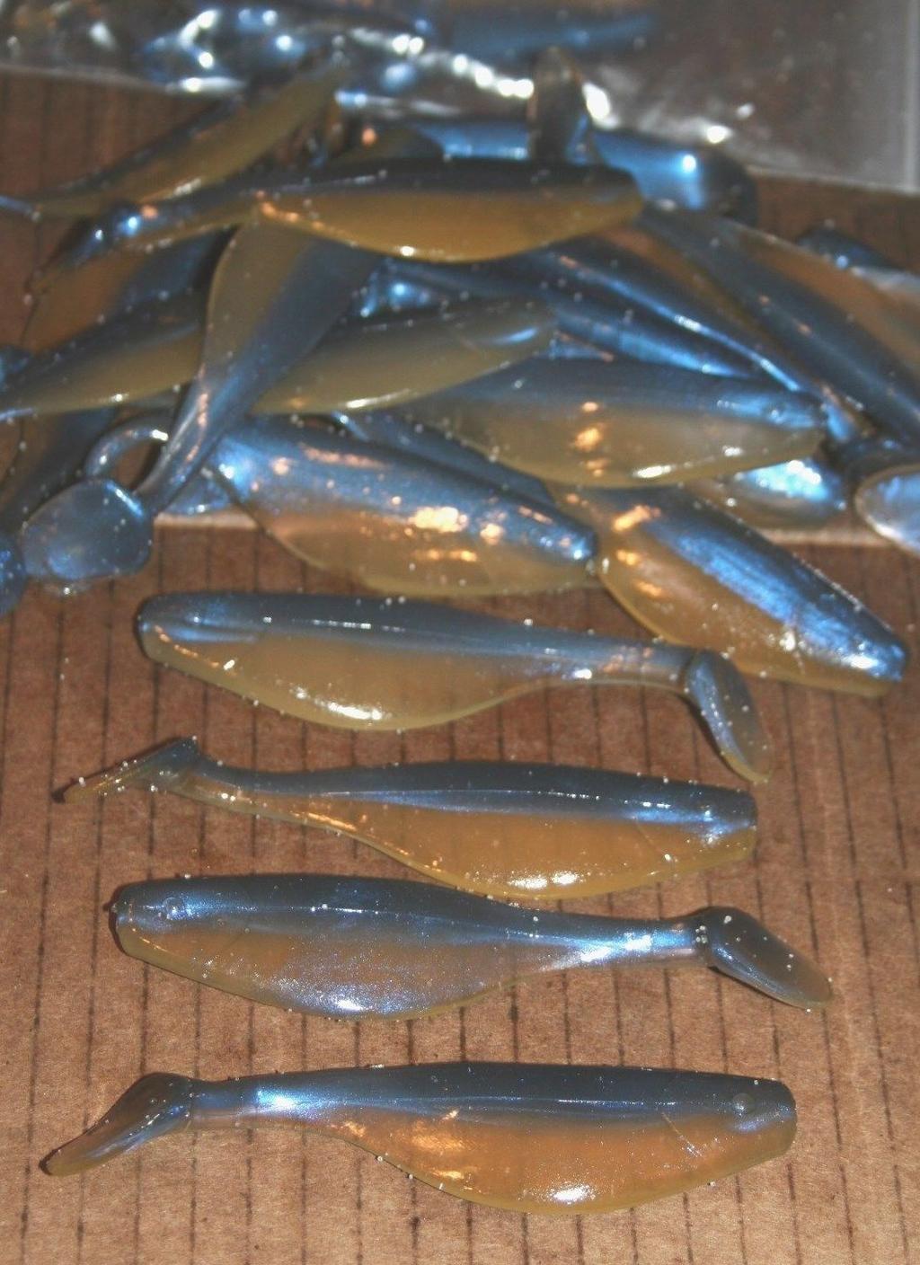 4" Shad Paddle Tail Swimbait great for Umbrella Rig 40 count bag Sassy Pro Blue - Image 4