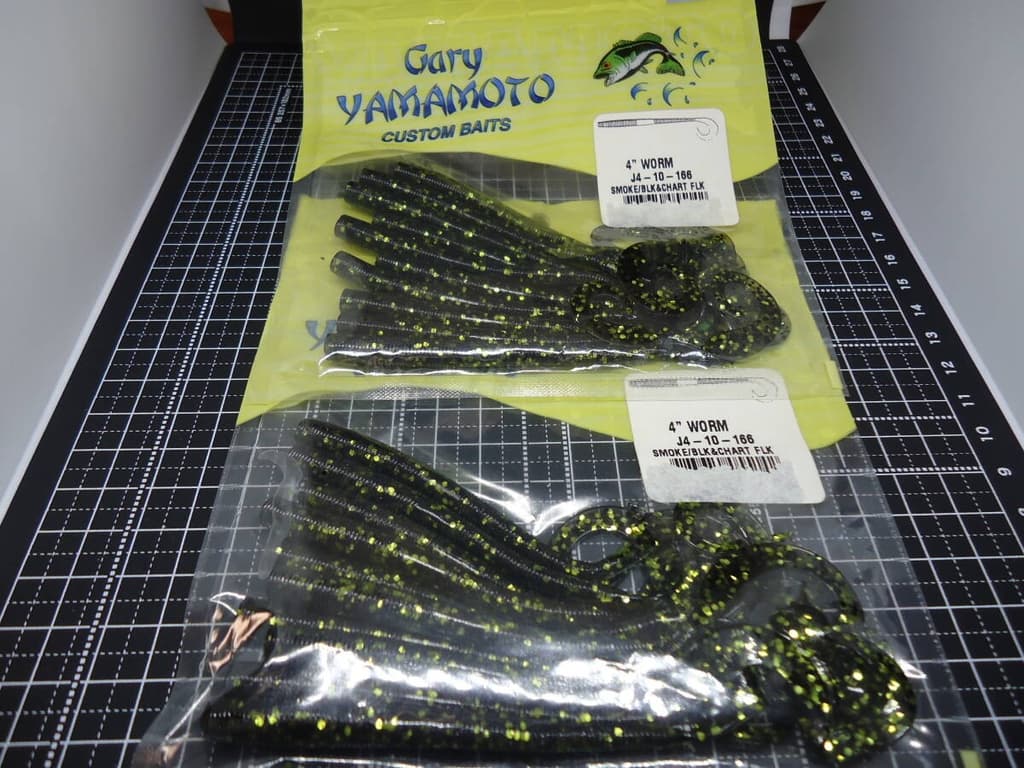 Gary Yamamoto 4" Worm (166) Near Mint - 2 Bags - Image 1