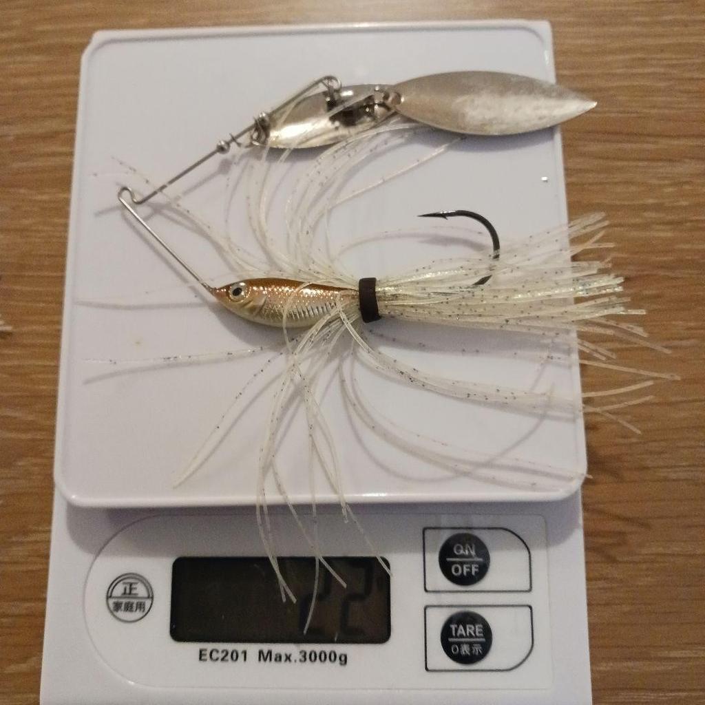 Megabass Spinnerbait White-Yellow 2pcs Silver Blade Metal Plastic Condition Used - Image 7