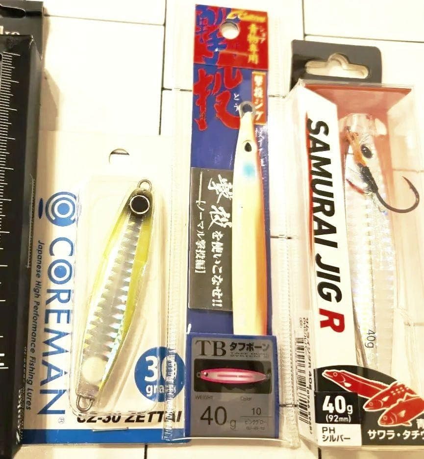 Metal Jig Set of 3 New Coreman CZ30 Daiwa Samurai40 Cultiva Saltwater Lures - Image 1