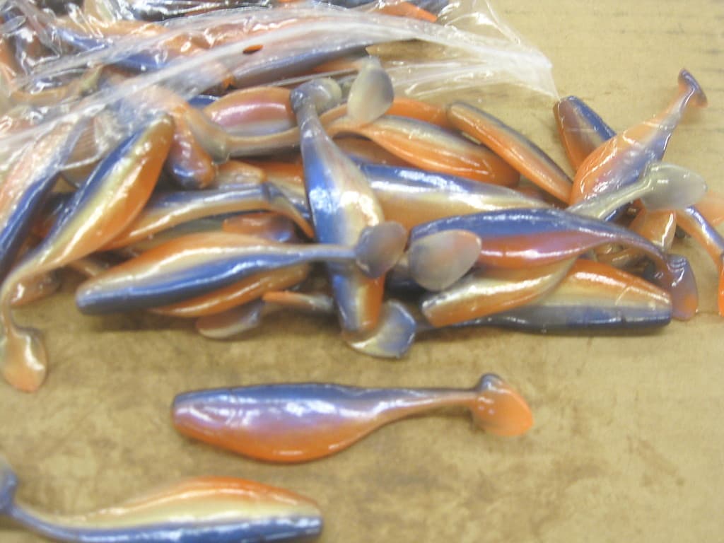 3" Shad Paddle Tail Swimbait great for Umbrella Rig 50 pk bag Sassy Gold Shad - Image 2