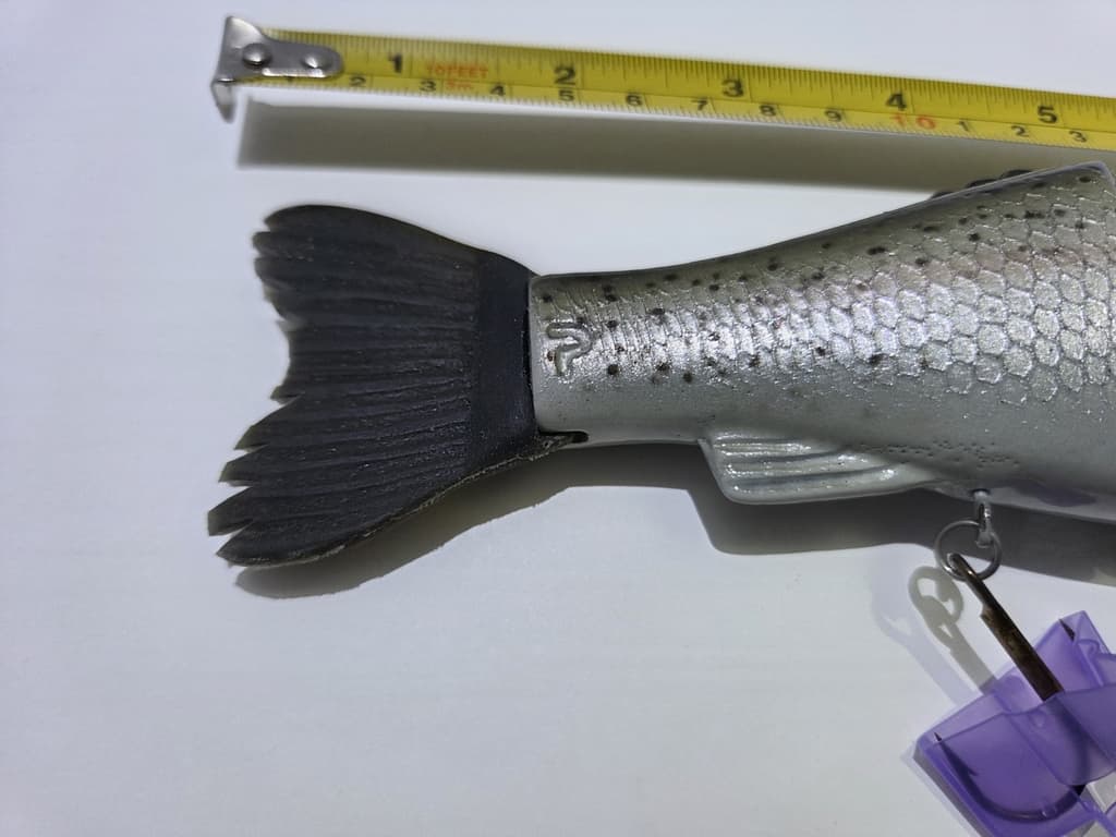 Pizz Trout Wake Swimbait 9" Lure - Image 4